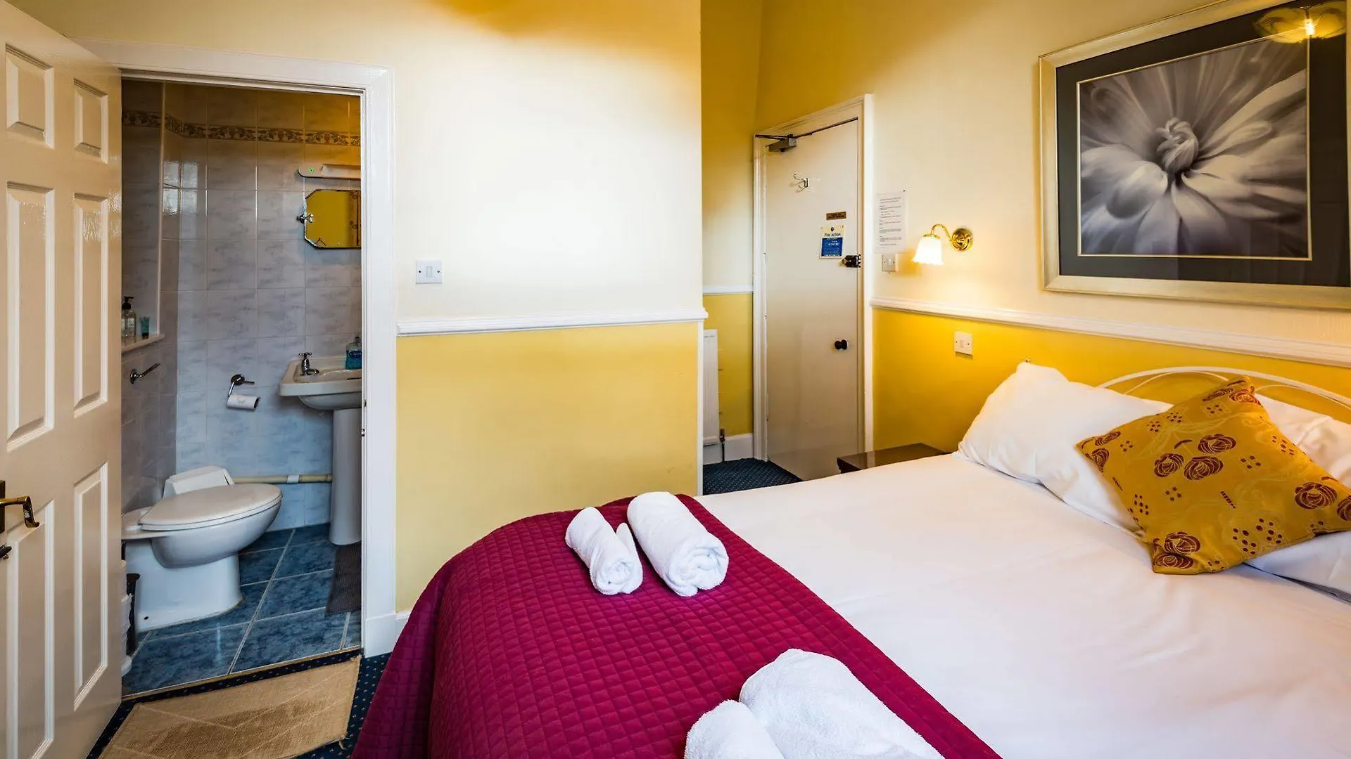 Strathallan Guest House Edinburgh