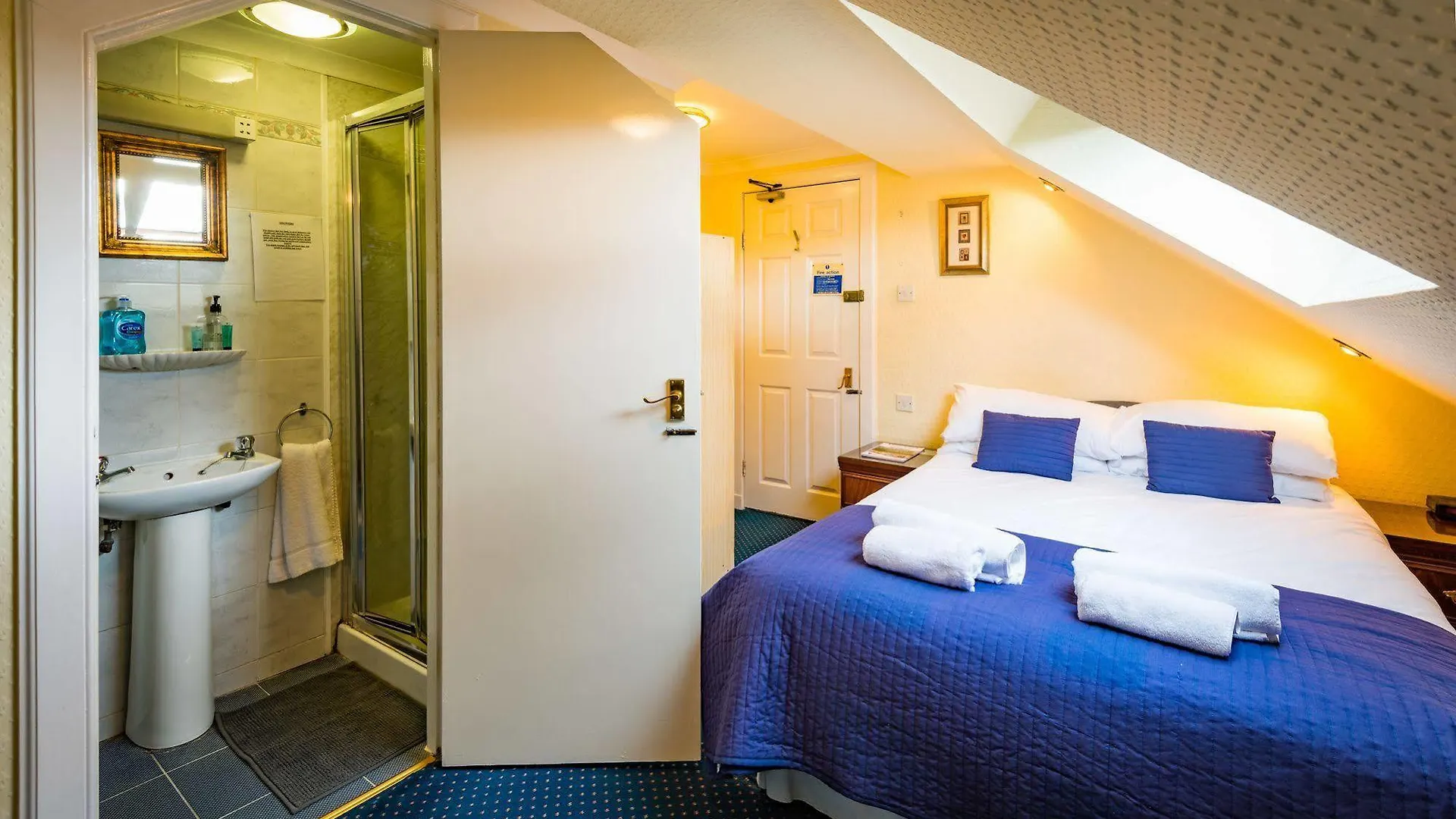 Strathallan Guest House Edinburgh Hotel